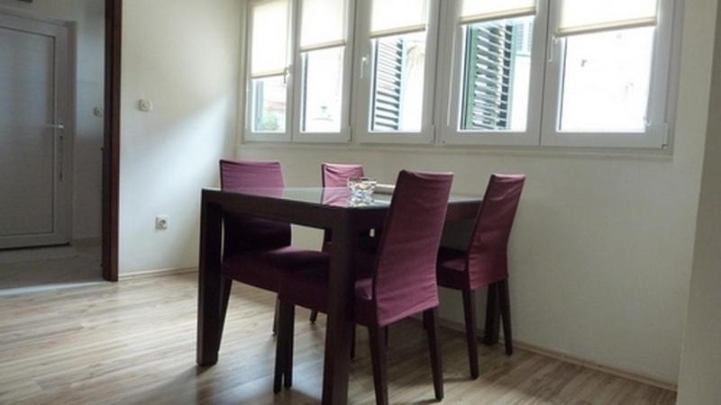 Bruno Split Centre Apartment And Room Ngoại thất bức ảnh